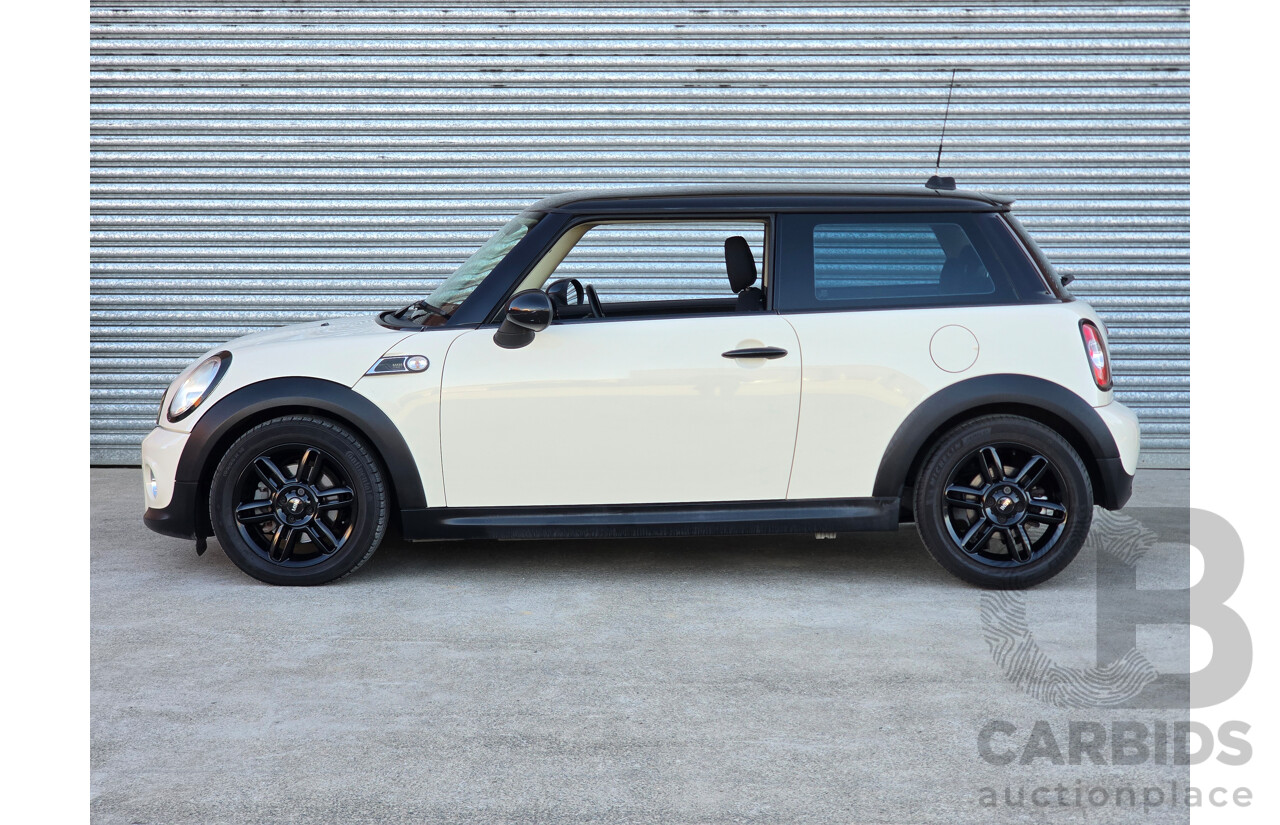 06/2012 Mini Cooper Baker Street R56 MY12 2d Hatchback Pepper White 1.6L
