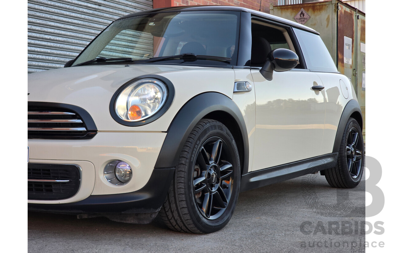 06/2012 Mini Cooper Baker Street R56 MY12 2d Hatchback Pepper White 1.6L