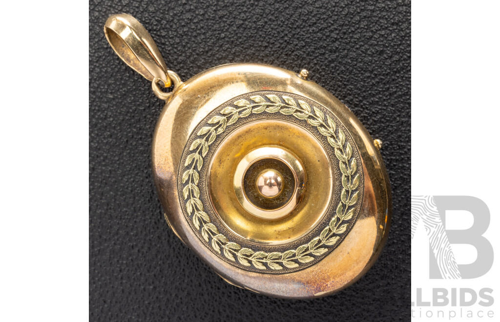 9ct Antique Victorian Oval Locket with Laurel Wreath Motif, 48mm Long, 9.67 Grams