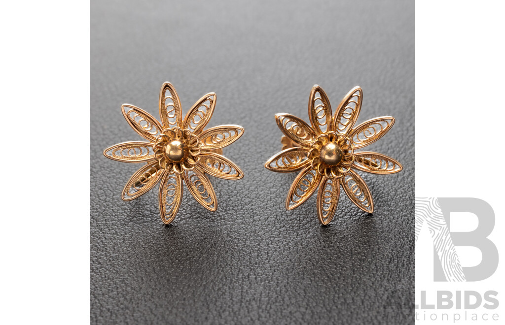 9ct Vintage Filigree Daisy Earrings with Screw Back Clip on Fittings, 22mm, 2.76 Grams