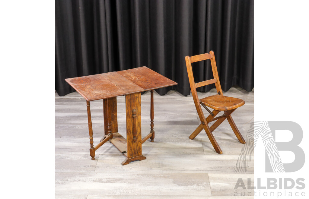 Arts and Crafts Oak Childs Drop Side Table with Folding Chair
