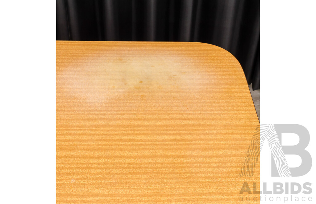 Retro Dining Table with Laminate Top