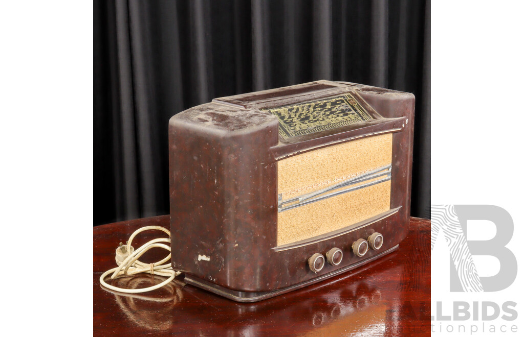 Art Deco Bakelite Mantle Valve Radio by Philips