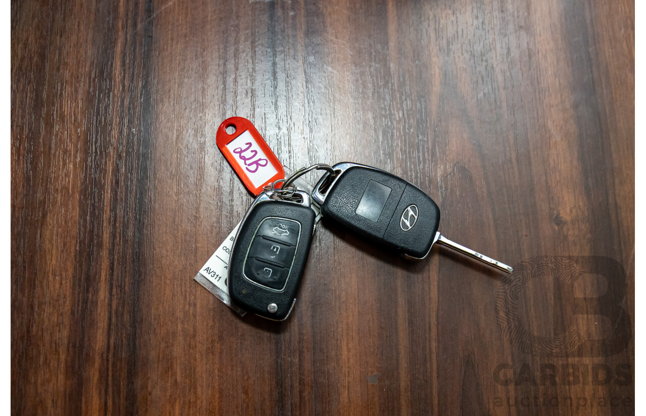 10/2015 Hyundai Elantra Active MD Series 2 (MD3) 4d Sedan Polar White 1.8L