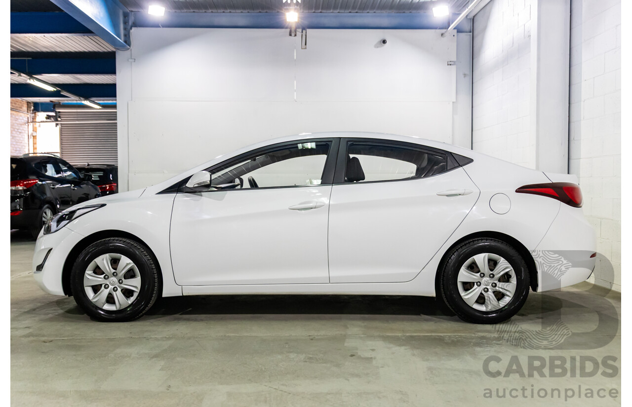 10/2015 Hyundai Elantra Active MD Series 2 (MD3) 4d Sedan Polar White 1.8L