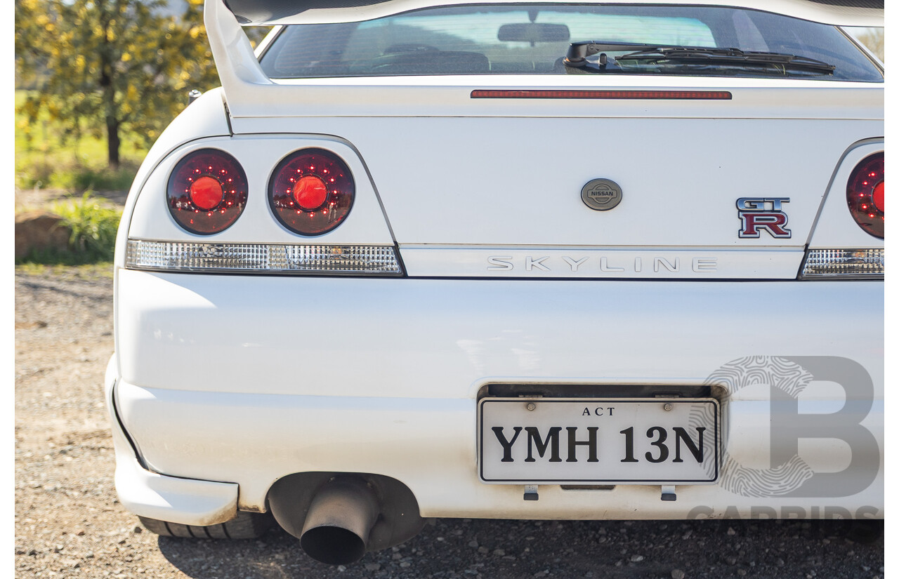 04/1997 Nissan Skyline R33 GT-R Series 3 BNR33 (AWD) 2d Coupe QM1 Polar White Turbo 2.6L - Modified 850hp+ - 05/2009 Import