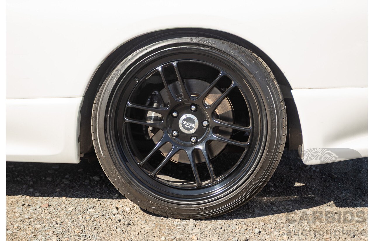 04/1997 Nissan Skyline R33 GT-R Series 3 BNR33 (AWD) 2d Coupe QM1 Polar White Turbo 2.6L - Modified 850hp+ - 05/2009 Import