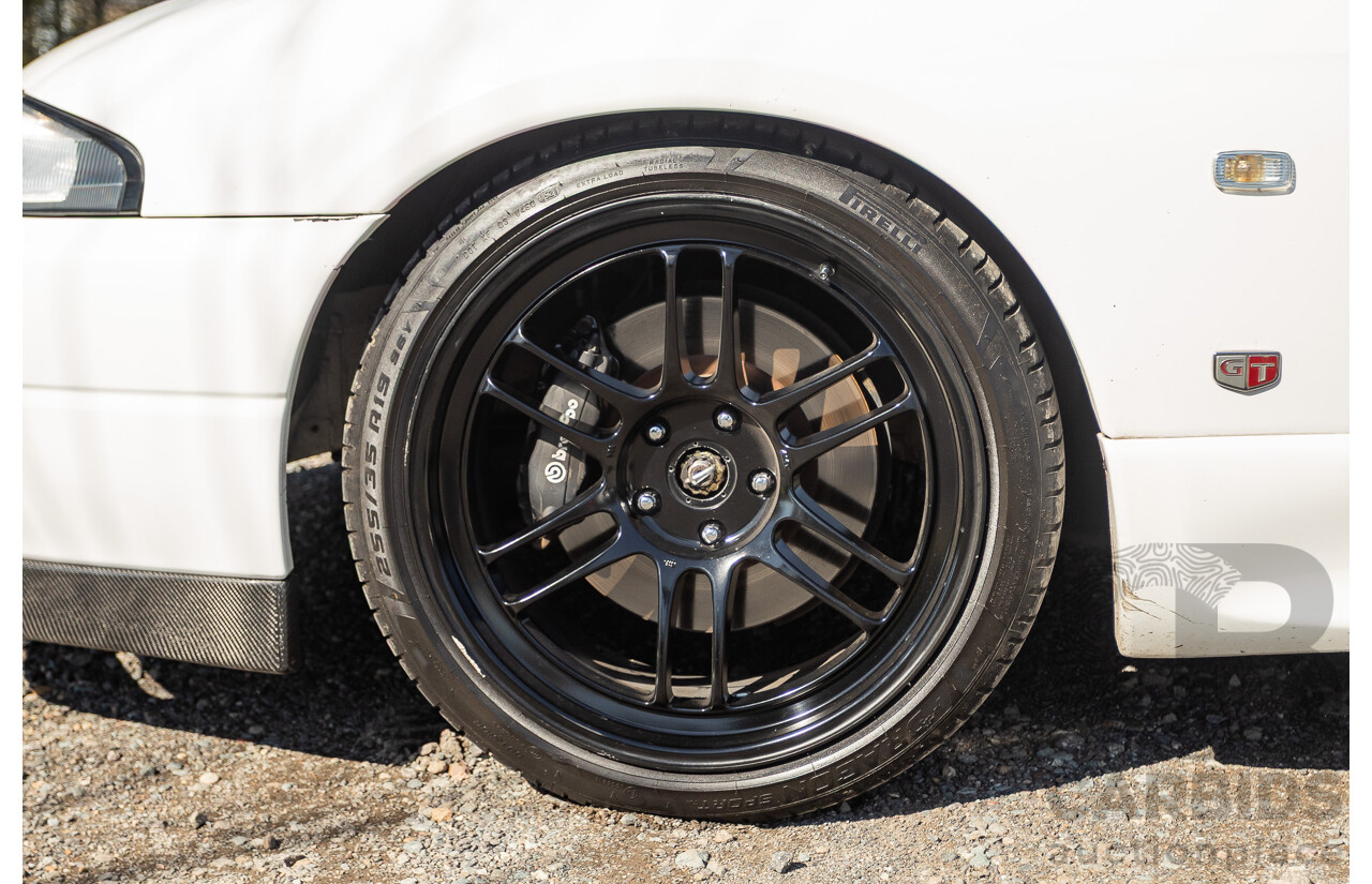 04/1997 Nissan Skyline R33 GT-R Series 3 BNR33 (AWD) 2d Coupe QM1 Polar White Turbo 2.6L - Modified 850hp+ - 05/2009 Import