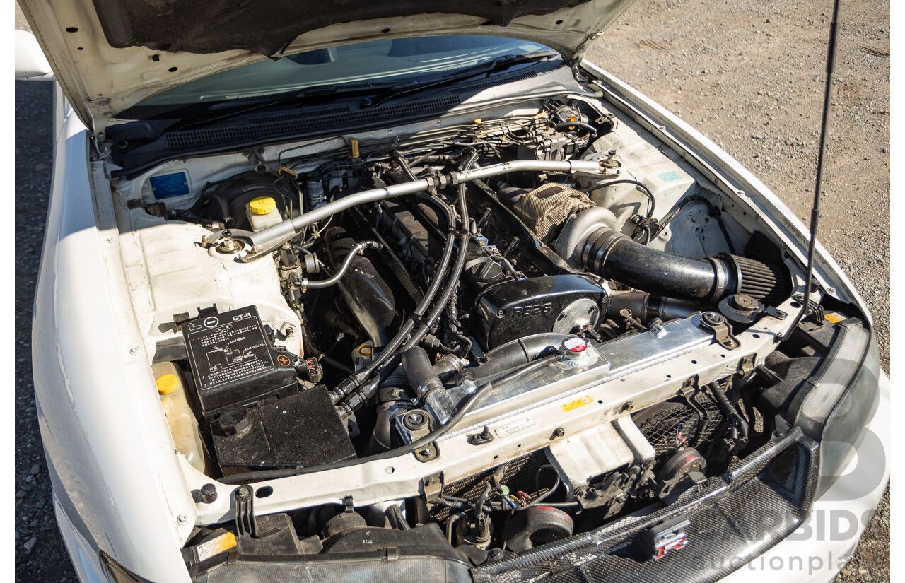 04/1997 Nissan Skyline R33 GT-R Series 3 BNR33 (AWD) 2d Coupe QM1 Polar White Turbo 2.6L - Modified 850hp+ - 05/2009 Import