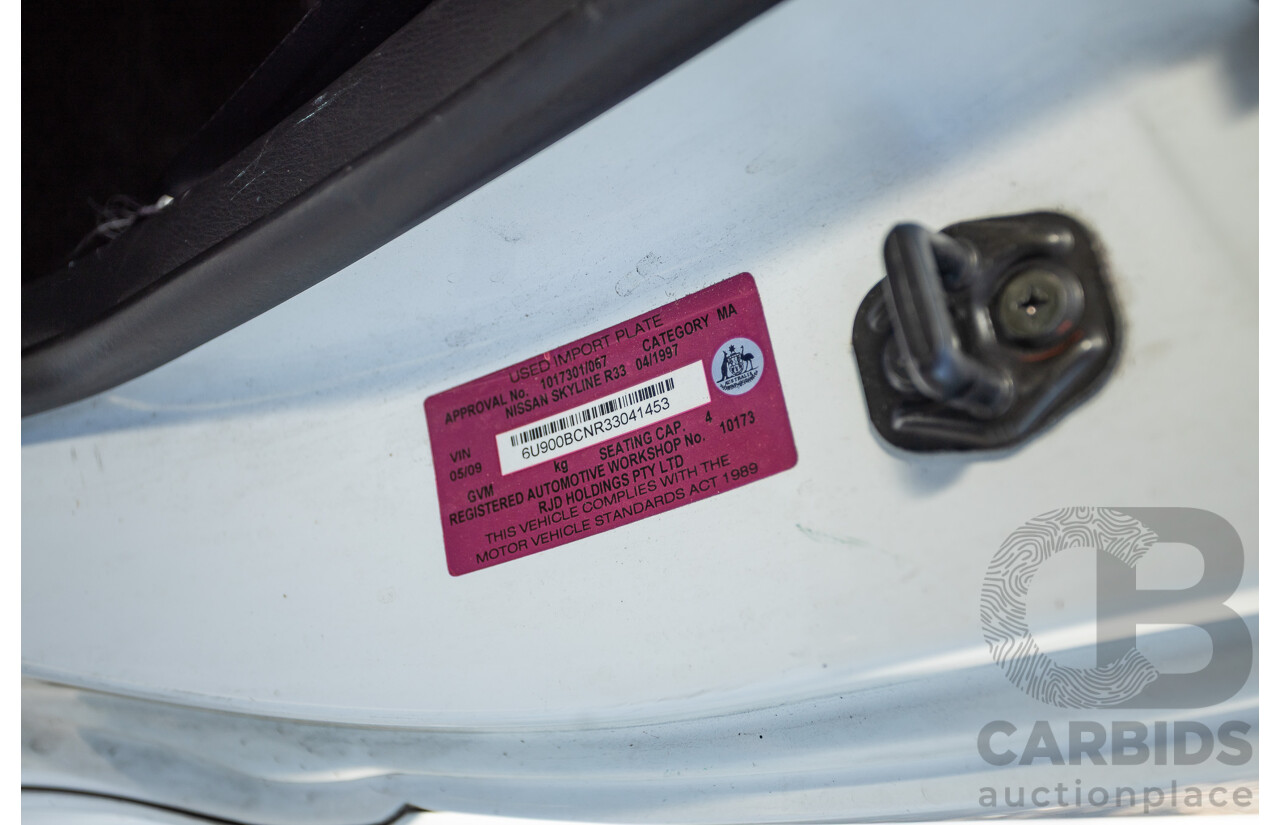 04/1997 Nissan Skyline R33 GT-R Series 3 BNR33 (AWD) 2d Coupe QM1 Polar White Turbo 2.6L - Modified 850hp+ - 05/2009 Import