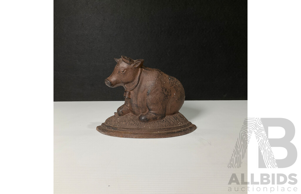 Vintage Cast Iron Cow Doorstop