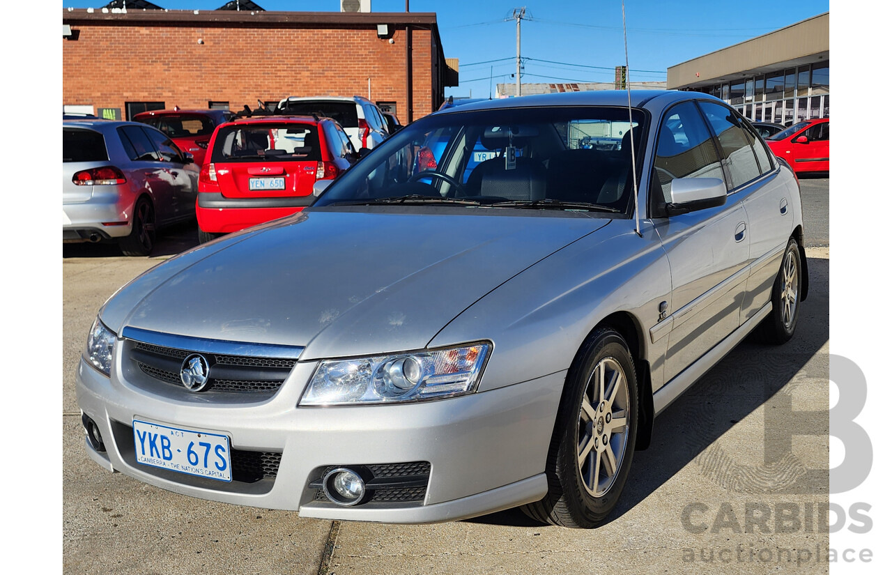 2/2005 Holden Berlina  VZ 4d Sedan Silver 3.6L