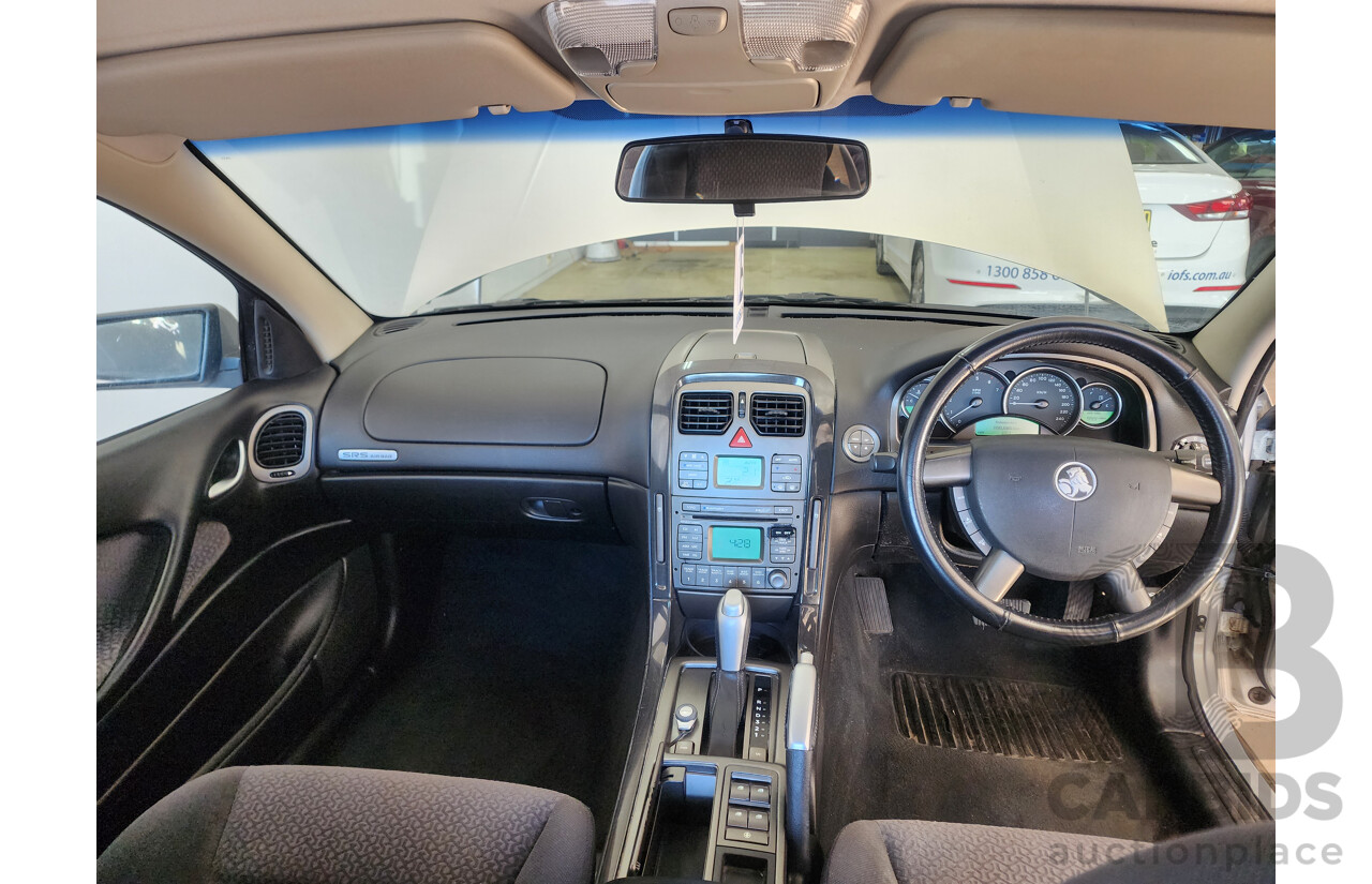 2/2005 Holden Berlina  VZ 4d Sedan Silver 3.6L