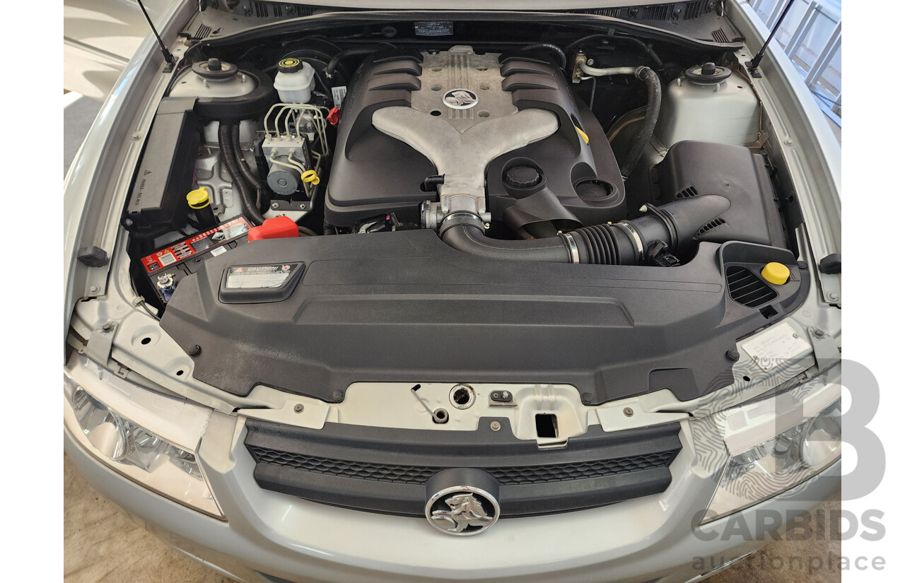 2/2005 Holden Berlina  VZ 4d Sedan Silver 3.6L