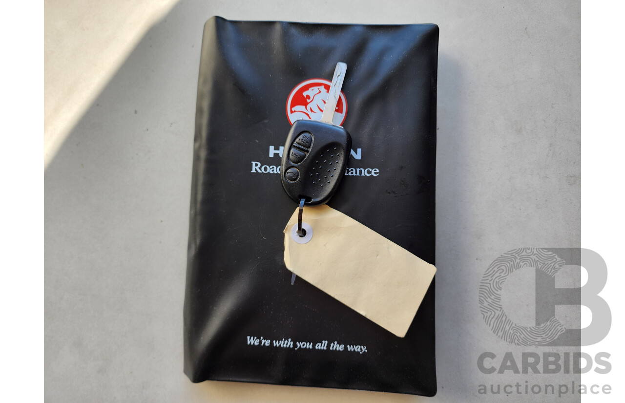 2/2005 Holden Berlina  VZ 4d Sedan Silver 3.6L