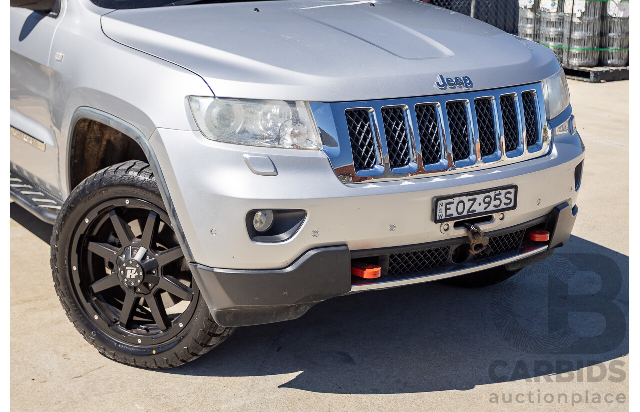 02/2012 Jeep Grand Cherokee Overland (4x4) WK 4D Wagon Bright Silver Metallic 5.7L