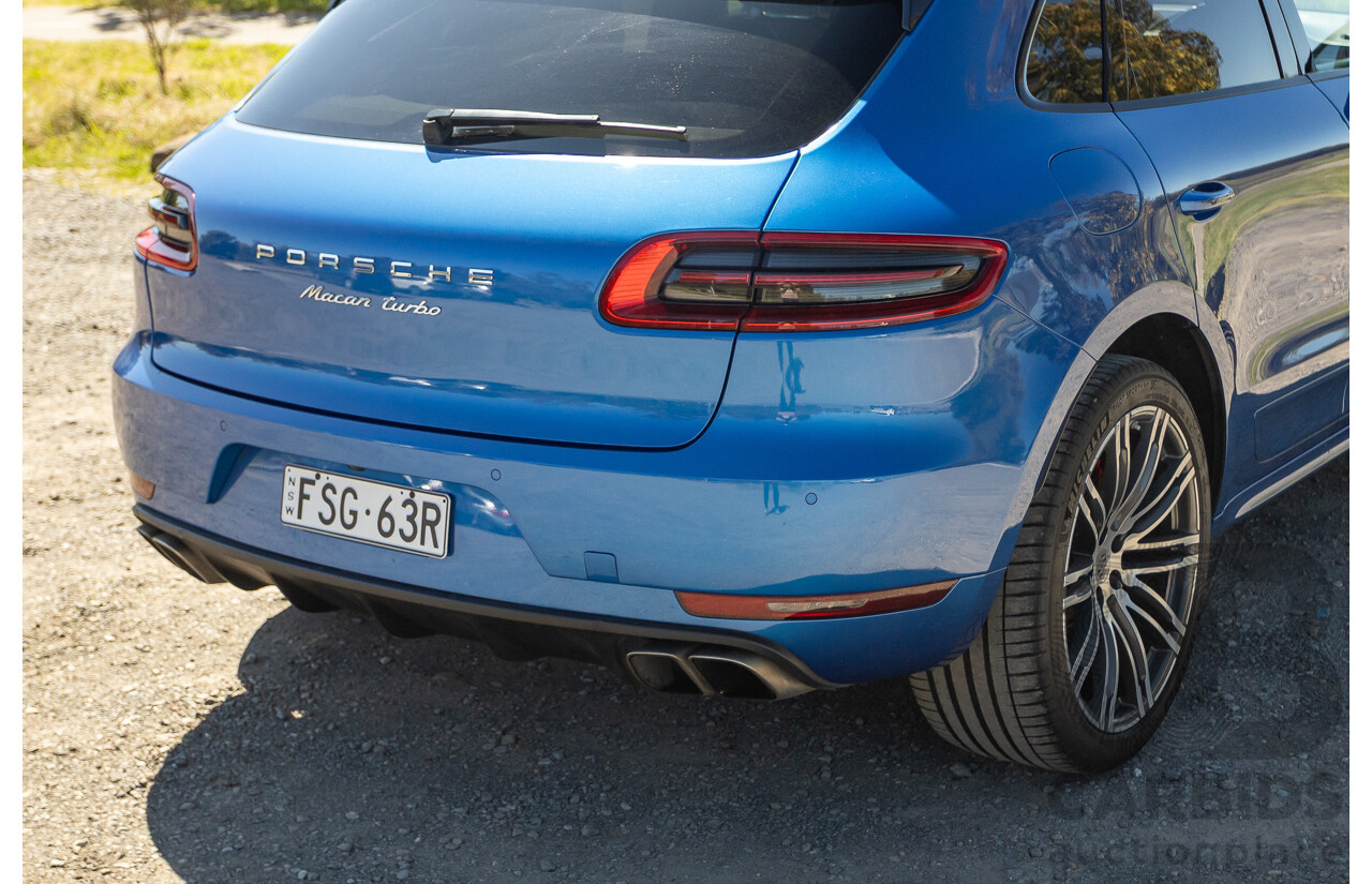 04/2015 Porsche Macan Turbo (AWD) 95B MY15 4d Wagon Sapphire Blue Metallic Twin Turbo V6 3.6L