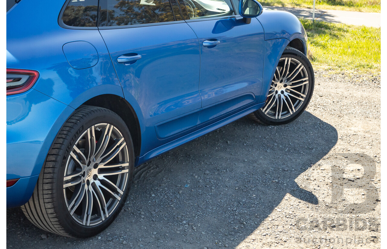 04/2015 Porsche Macan Turbo (AWD) 95B MY15 4d Wagon Sapphire Blue Metallic Twin Turbo V6 3.6L