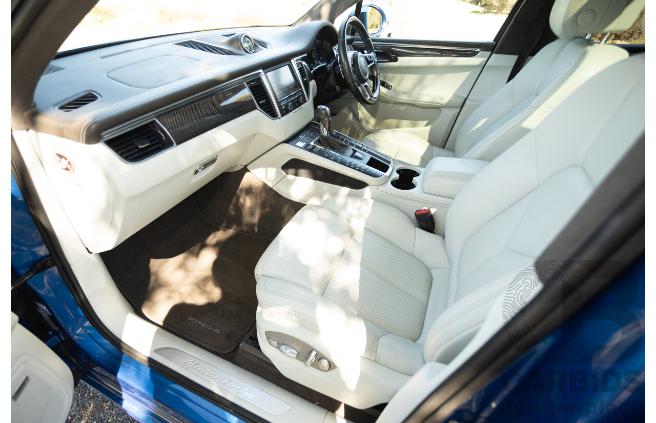 04/2015 Porsche Macan Turbo (AWD) 95B MY15 4d Wagon Sapphire Blue Metallic Twin Turbo V6 3.6L