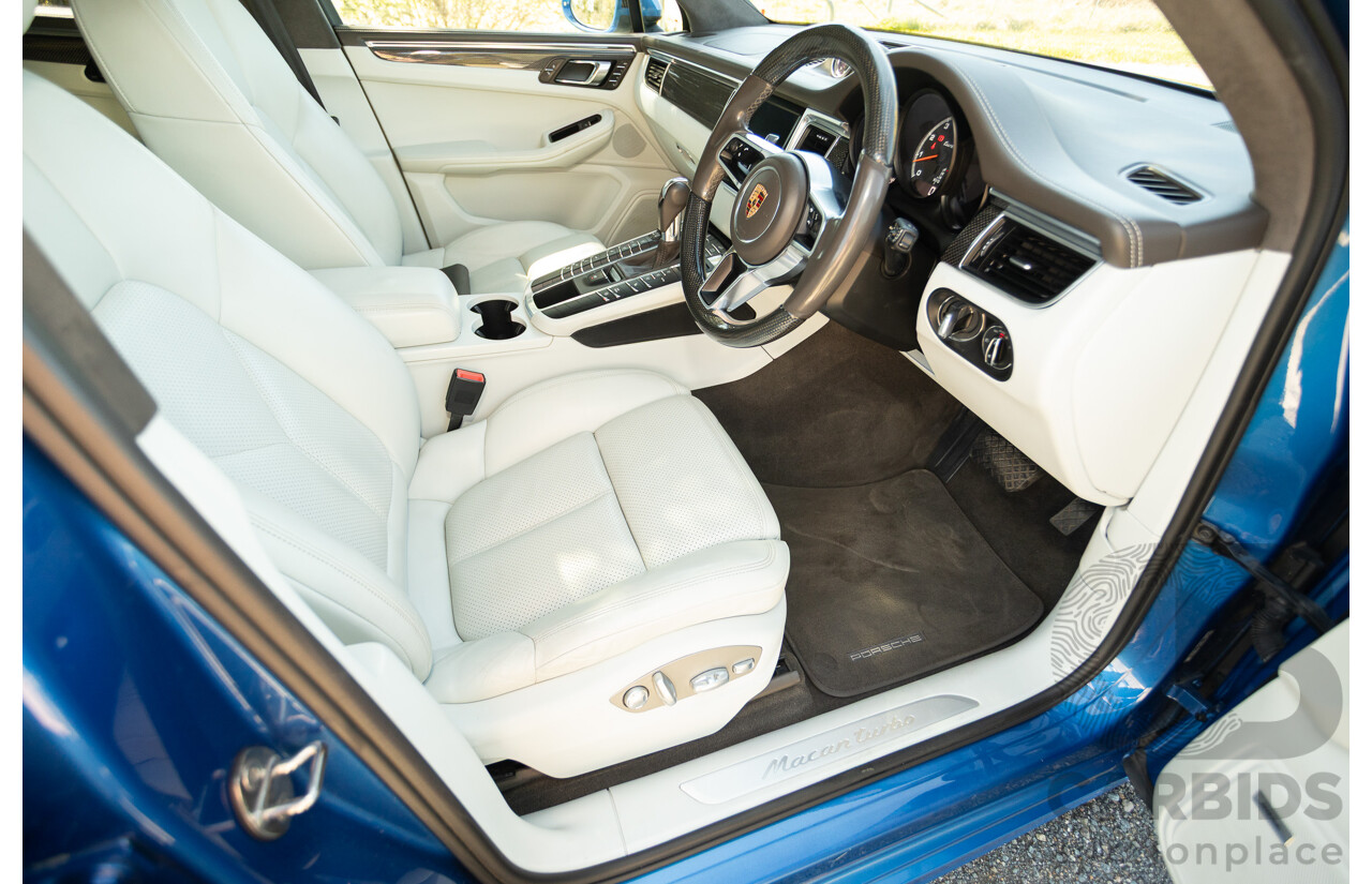 04/2015 Porsche Macan Turbo (AWD) 95B MY15 4d Wagon Sapphire Blue Metallic Twin Turbo V6 3.6L