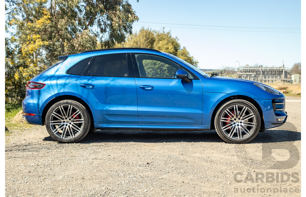 04/2015 Porsche Macan Turbo (AWD) 95B MY15 4d Wagon Sapphire Blue Metallic Twin Turbo V6 3.6L