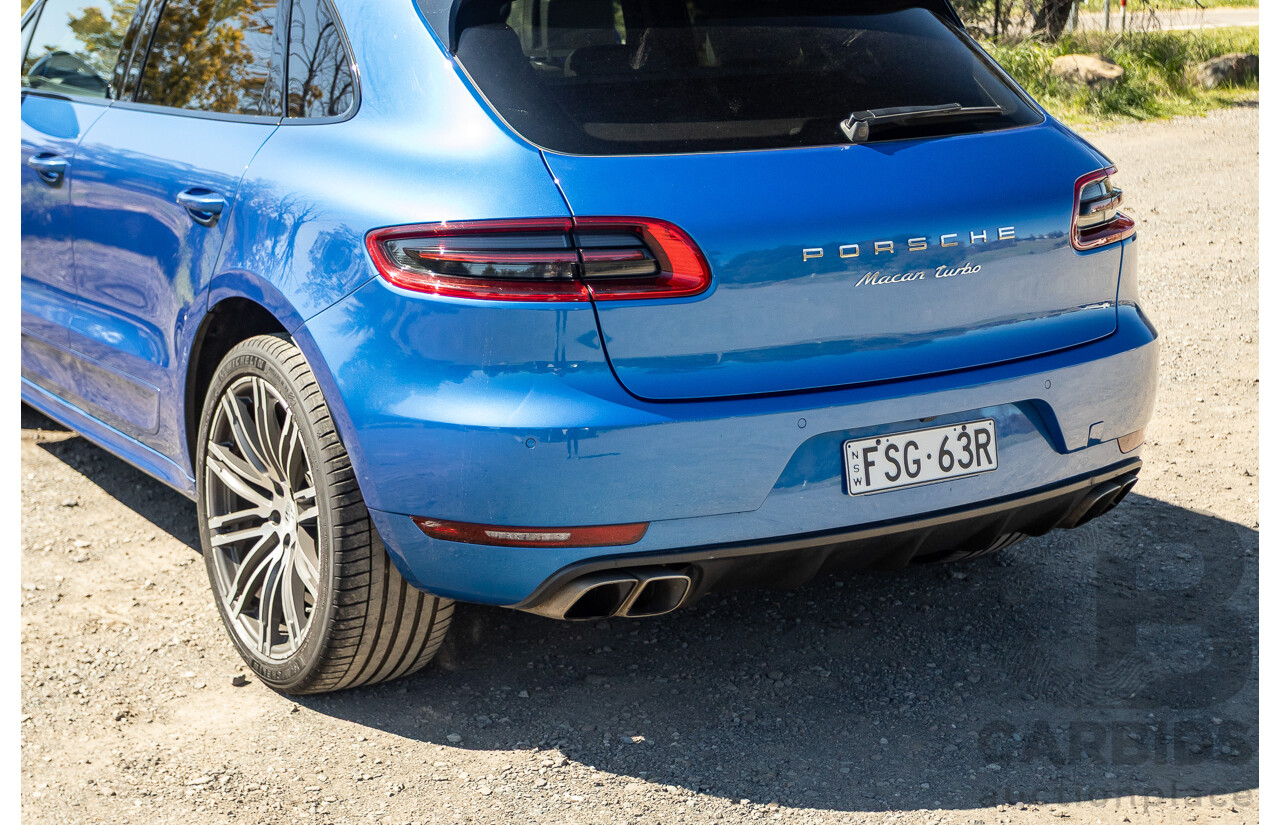 04/2015 Porsche Macan Turbo (AWD) 95B MY15 4d Wagon Sapphire Blue Metallic Twin Turbo V6 3.6L