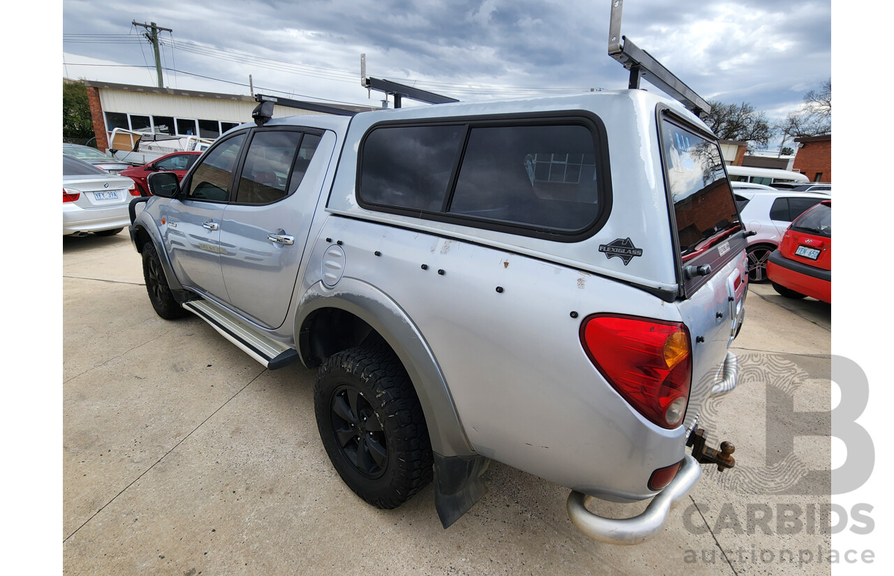 8/2008 Mitsubishi Triton VR (4x4) ML MY09 Double Cab Utility Silver 3.2L
