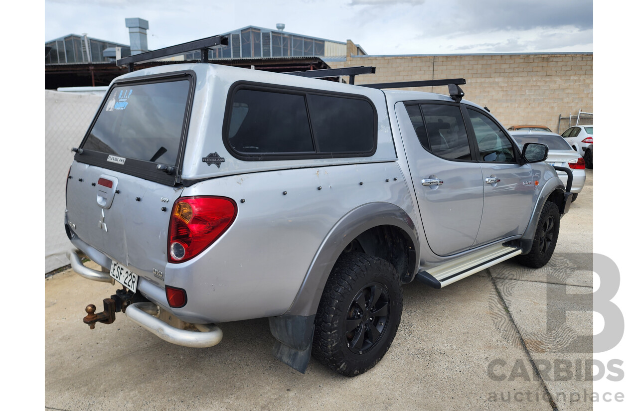 8/2008 Mitsubishi Triton VR (4x4) ML MY09 Double Cab Utility Silver 3.2L