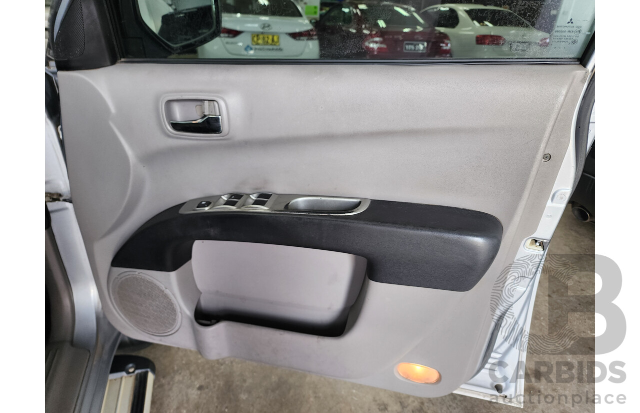 8/2008 Mitsubishi Triton VR (4x4) ML MY09 Double Cab Utility Silver 3.2L