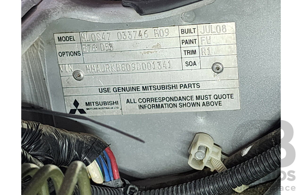 8/2008 Mitsubishi Triton VR (4x4) ML MY09 Double Cab Utility Silver 3.2L