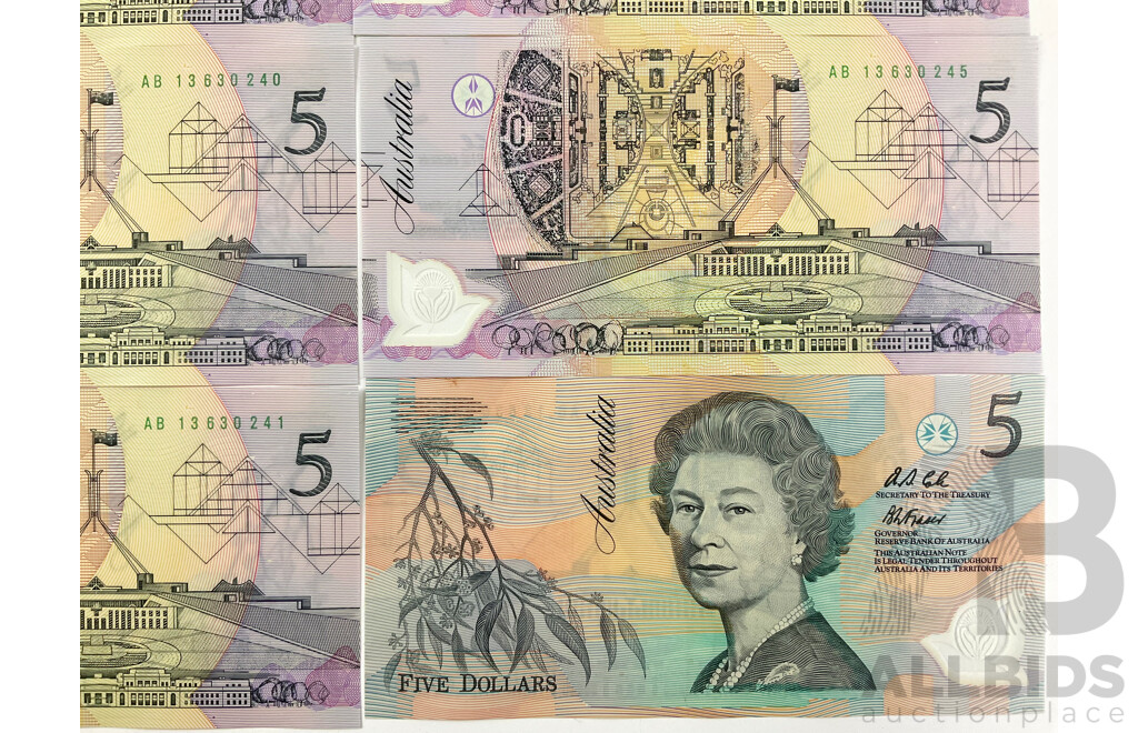 Ten Australian 1992 Five Dollar Notes, Fraser/Cole, Consecutive AB 13630237 - AB 13630246, Serial Ink Colour Change Black to Green