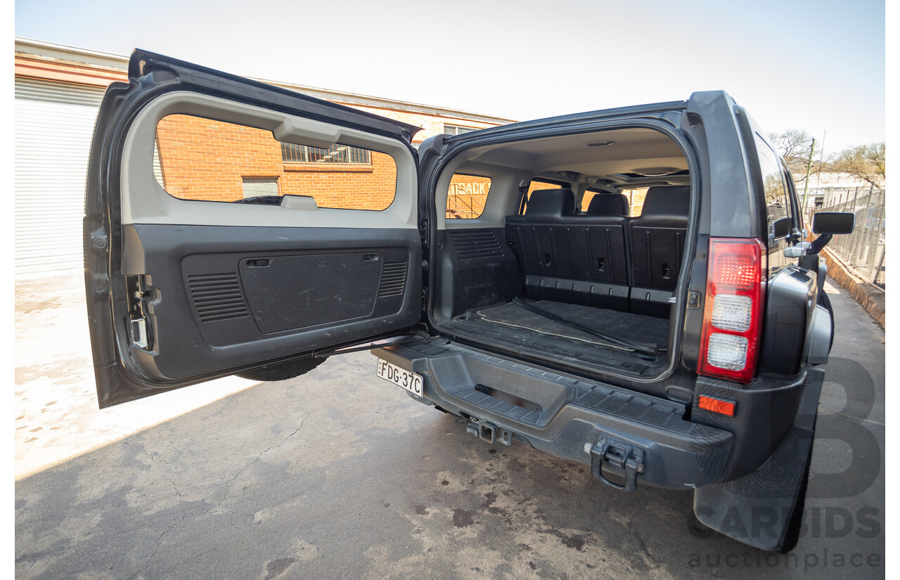 3/2009 Hummer H3 Luxury  4d Wagon Black 3.7L