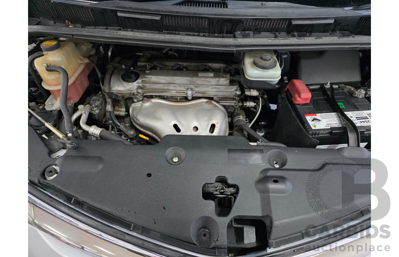 9/2006 Toyota Tarago GLX ACR50R 4d Wagon Silver 2.4L - 8 Seats