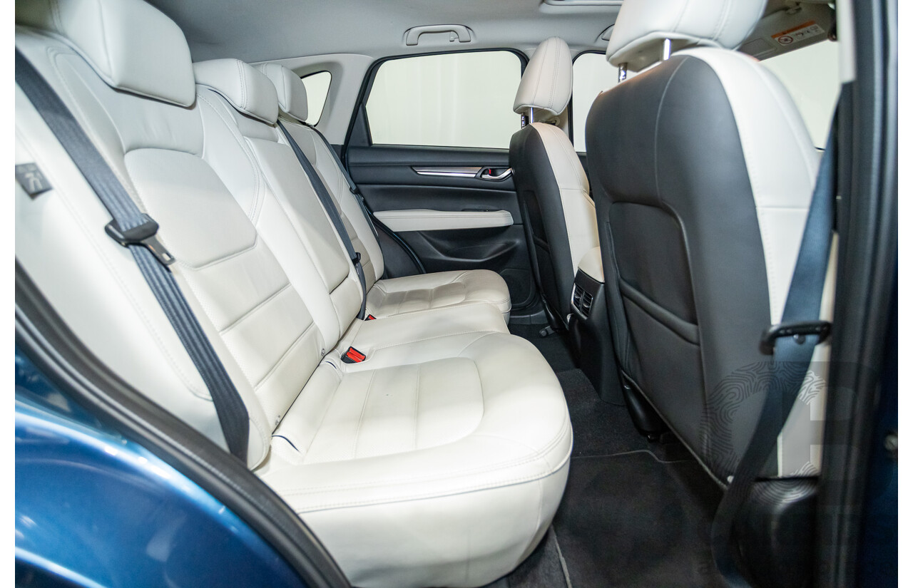 02/2017 Mazda CX-5 GT (AWD) KF MY17 4d Wagon Machine Eternal Blue Twin Turbo Diesel 2.2L