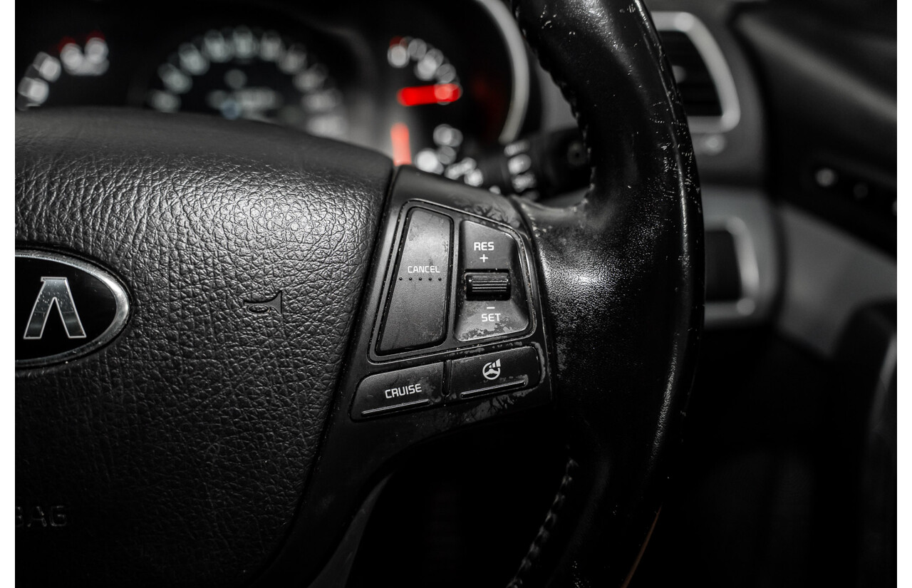 5/2015 Kia Sorento Platinum (4x4) XM MY15 4d Wagon Platinum Graphite Metallic Turbo Diesel 2.2L - 7 Seater