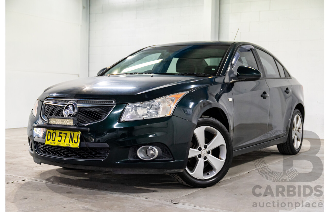 6/2013 Holden Cruze CD Equipe JH MY13 4d Sedan Regal Peacock Green 1.8L