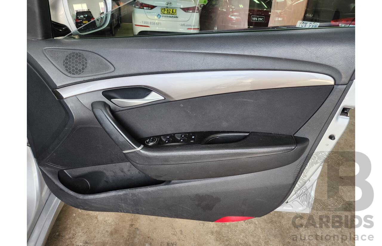 11/2012 Hyundai i40 Active VF 4d Wagon Silver 2.0L