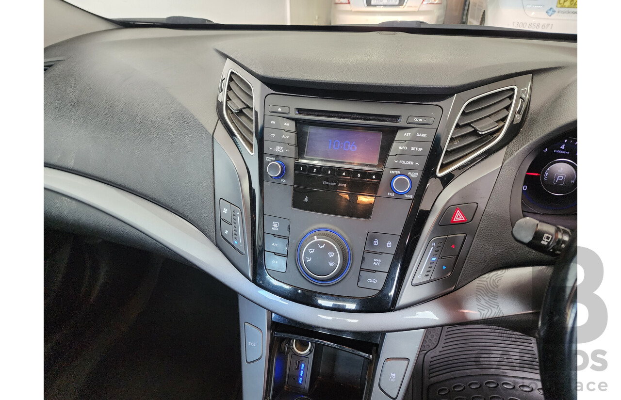 11/2012 Hyundai i40 Active VF 4d Wagon Silver 2.0L