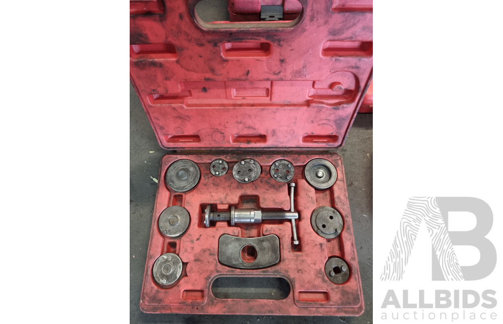 Quantity of 5 Assorted Tools Kits ETC