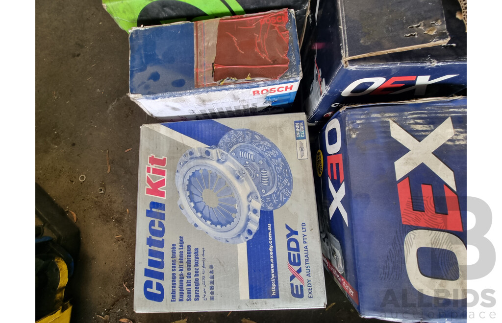 Assorted Job Lot - Pallet of Assorted Car Part ETC