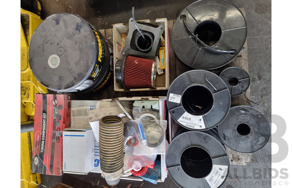 Assorted Job Lot - Pallet of Assorted Car Part ETC