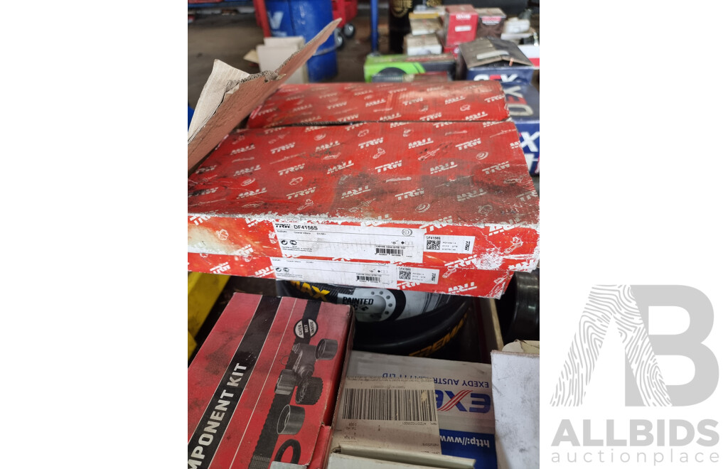 Assorted Job Lot - Pallet of Assorted Car Part ETC