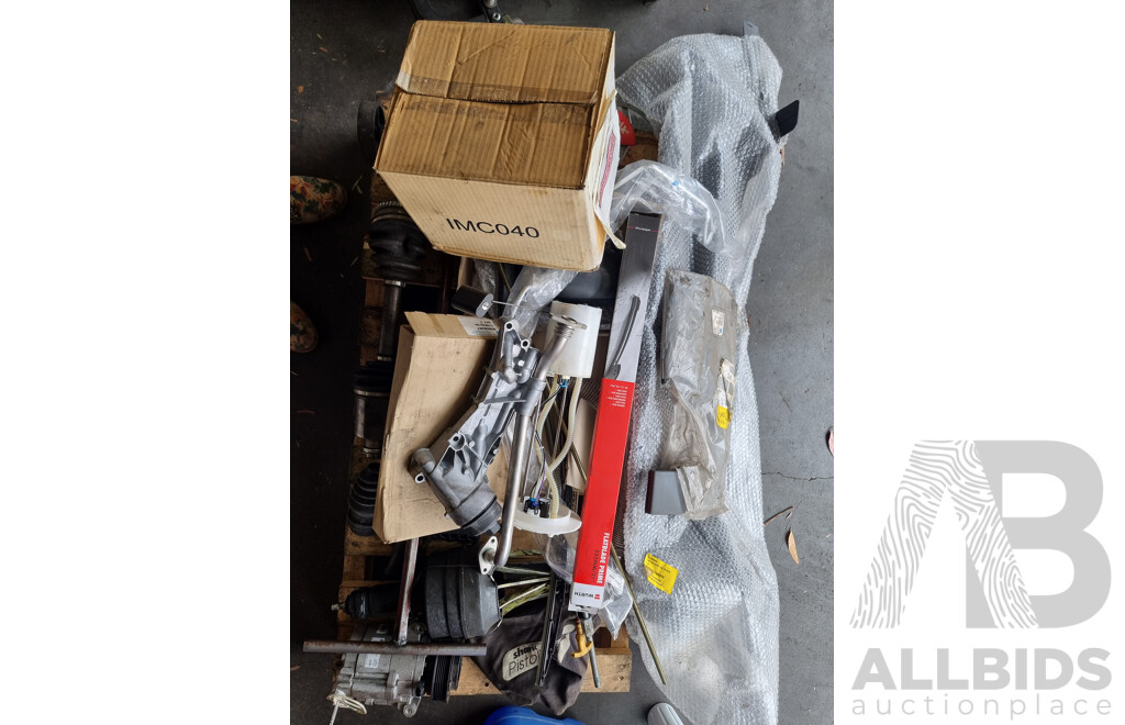 Assorted Job Lot - Pallet of Assorted Car Part ETC