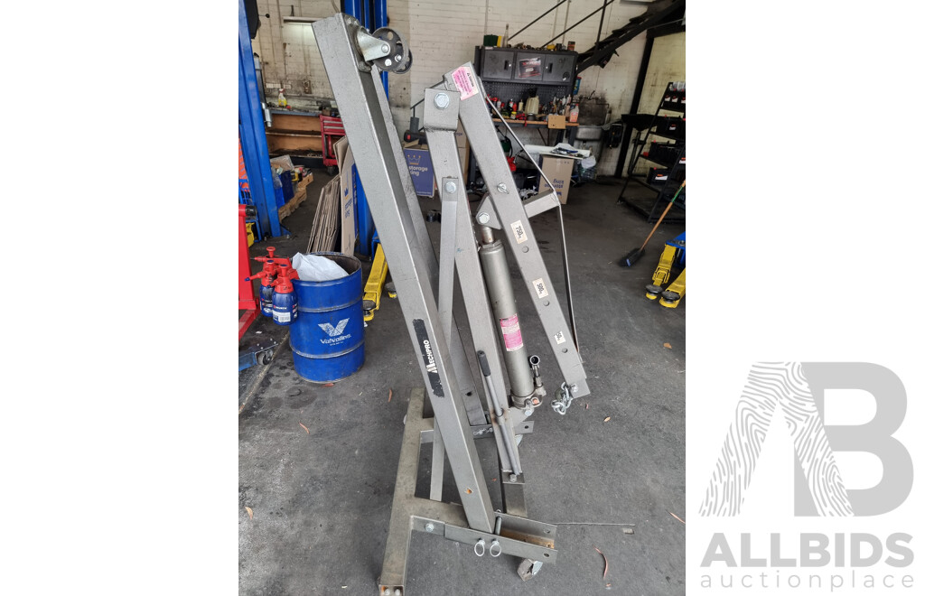 MechPro Hydraulic 1250KG Engine Crane