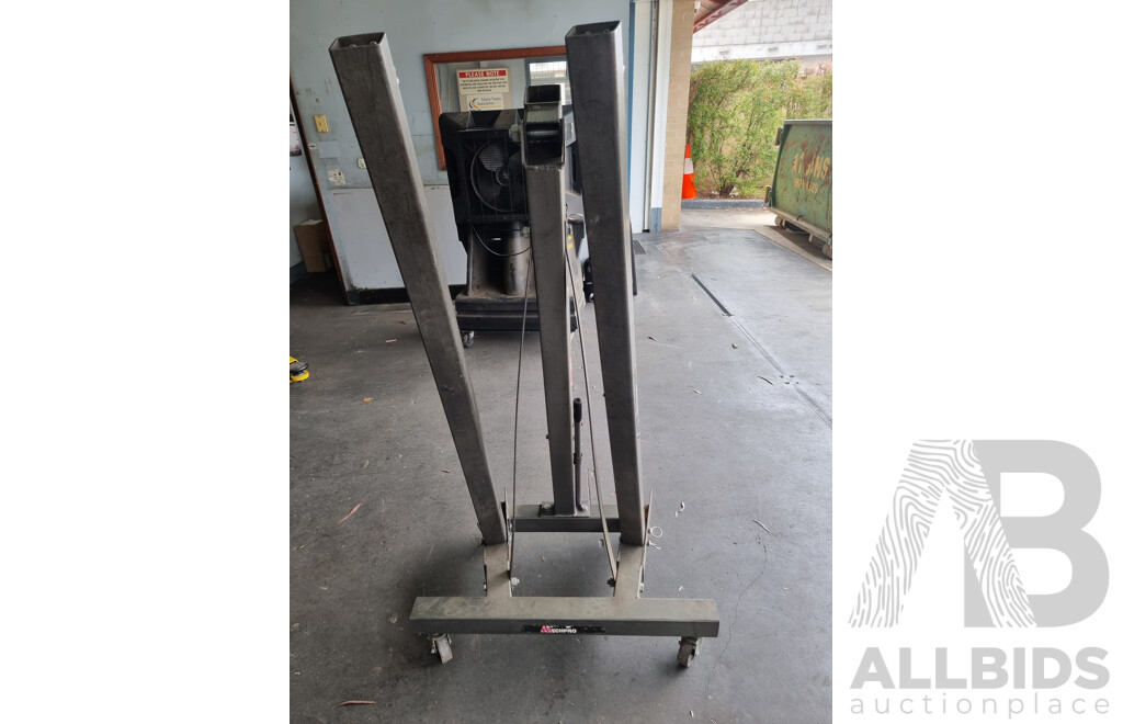 MechPro Hydraulic 1250KG Engine Crane