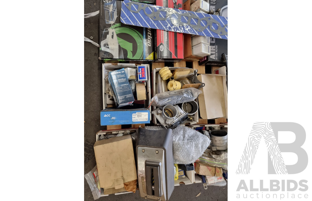 Assorted Job Lot - Pallet of Assorted Car Part ETC