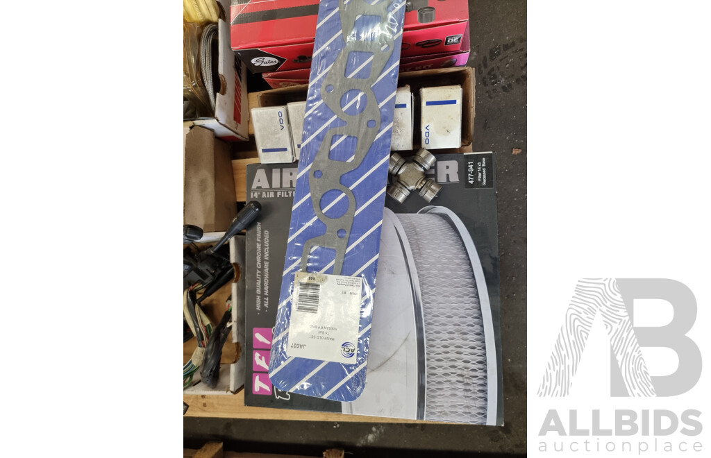 Assorted Job Lot - Pallet of Assorted Car Part ETC