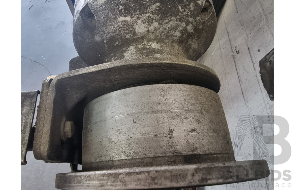 Ryobi, Pedestal Mounted Bench Grinder