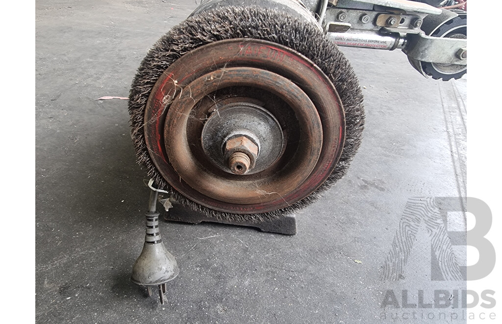 SKIL 150mm Bench Grinder