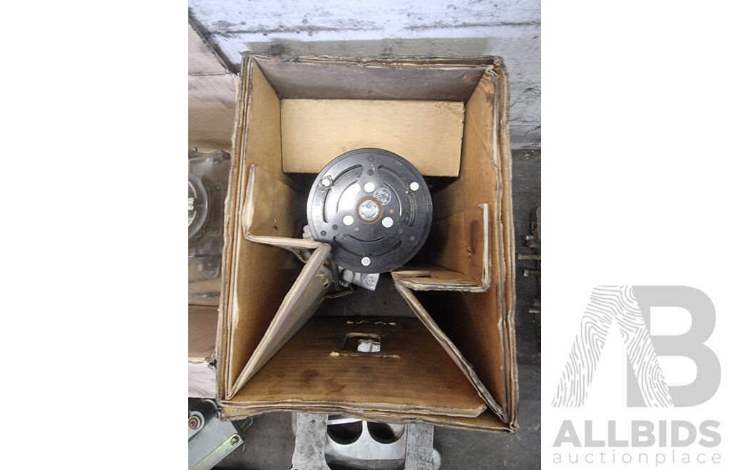 Assorted Job Lot - Car Parts ETC